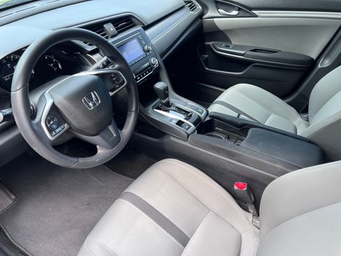 Used 2017 Honda Civic LX Sedan image 7