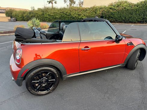 Used 2013 MINI Cooper Convertible FWD image 18