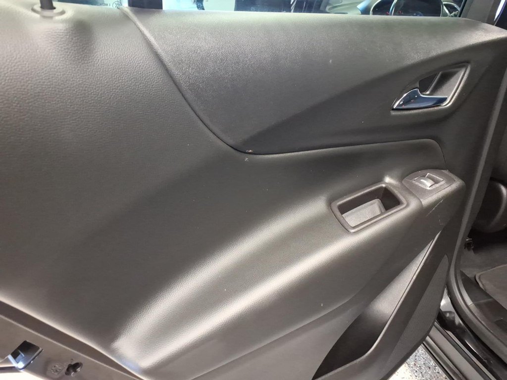 Used 2019 Chevrolet Equinox LT AWD/4WD image 20