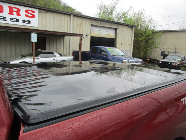 Used 2010 Toyota Tundra SR5 AWD/4WD image 12