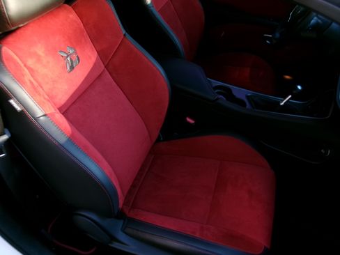 Used 2022 Dodge Challenger R/T Scat Pack image 11