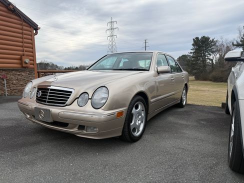 Used 2000 Mercedes-Benz E 430 image 1