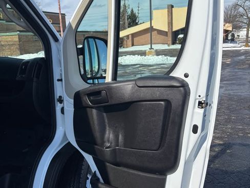 Used 2021 RAM ProMaster 2500 image 15