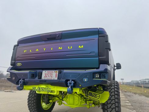 Used 2025 Ford F350 Platinum image 11