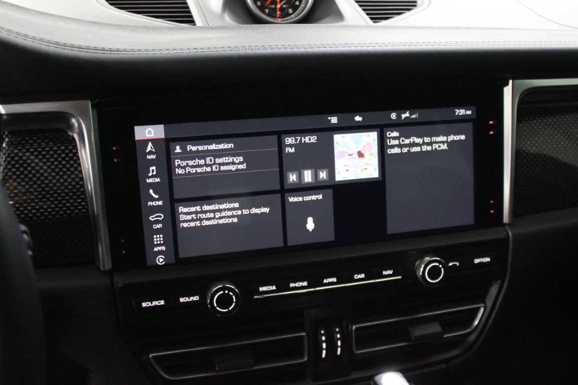 Used 2020 Porsche Macan S AWD/4WD image 14