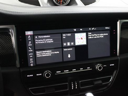 Used 2020 Porsche Macan S AWD/4WD image 14