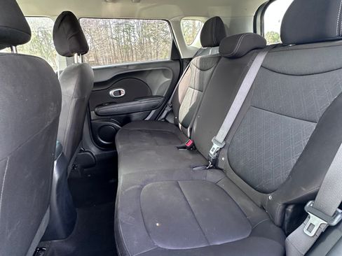 Used 2018 Kia Soul image 10