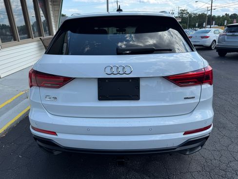 Used 2021 Audi Q3 quattro 2.0T Premium w/ S Line AWD/4WD image 5