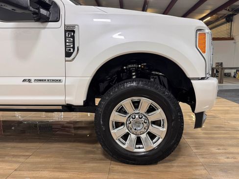 Used 2019 Ford F250 Platinum image 4