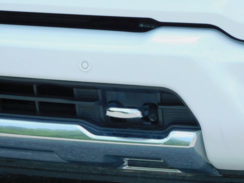 Used 2024 Chevrolet Silverado 3500 4x4 Crew Cab High Country image 14