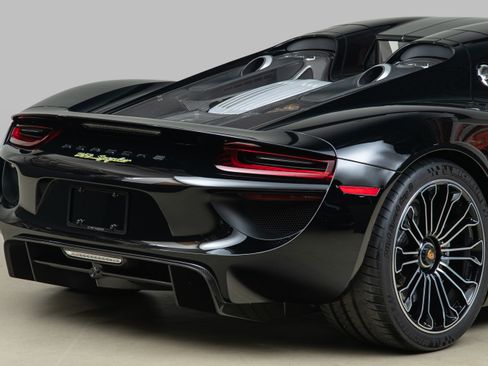 Used 2015 Porsche 918 Spyder AWD/4WD image 88