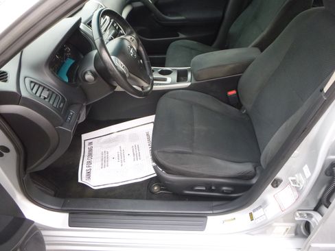 Used 2015 Nissan Altima 2.5 SV image 14