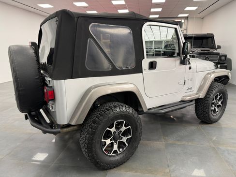 Used 2004 Jeep Wrangler X image 4
