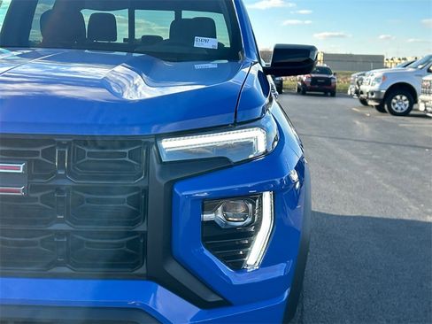 New 2026 GMC Canyon Elevation image 10