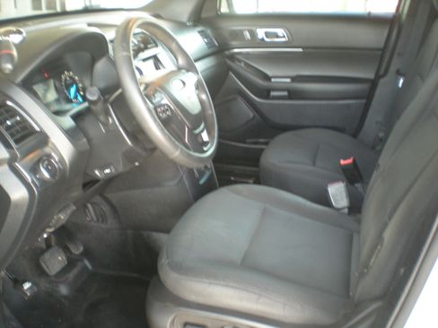 Used 2018 Ford Explorer 4WD Police Interceptor image 4