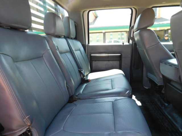 Used 2012 Ford F350 4x4 Crew Cab DRW Super Duty image 21