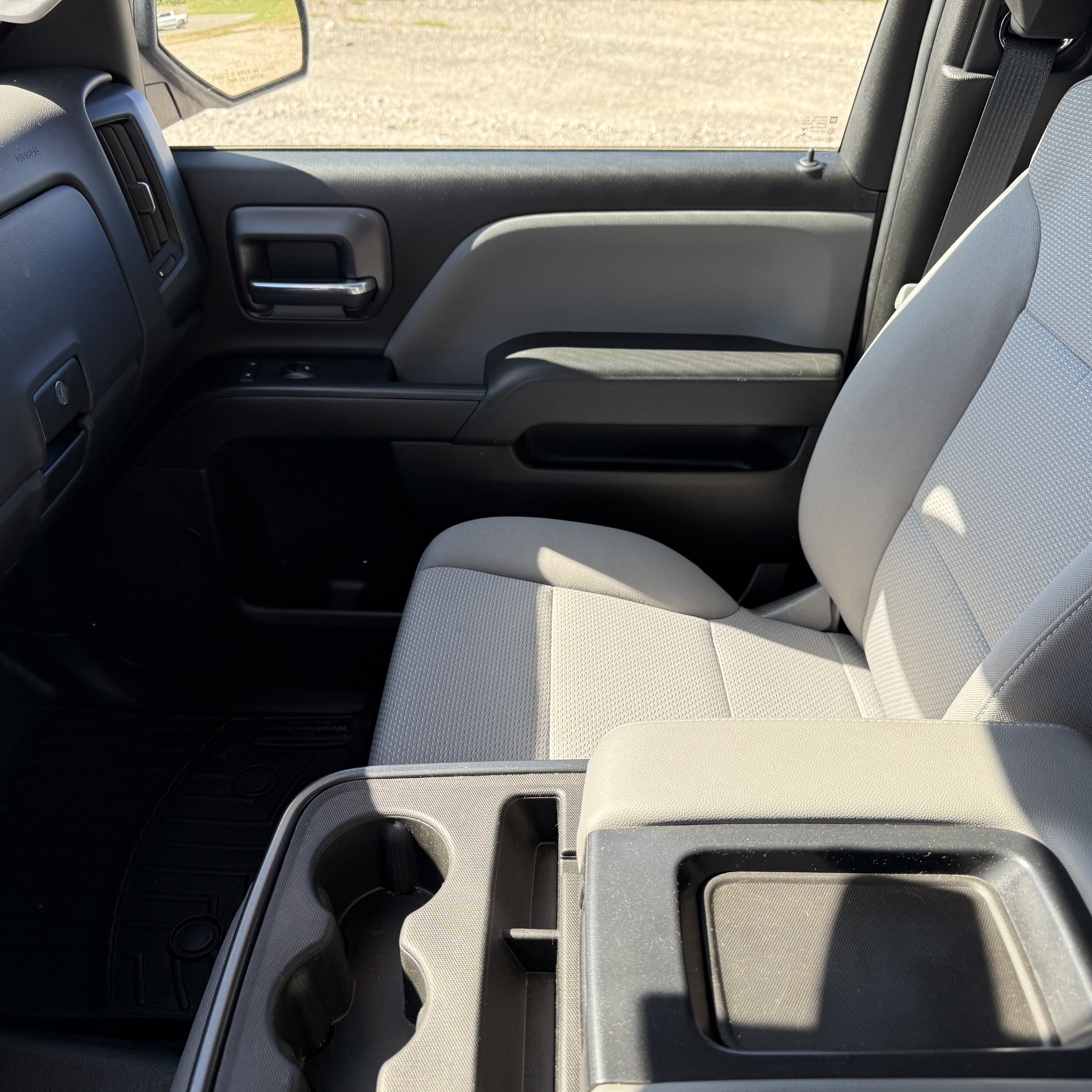 Used 2018 Chevrolet Silverado 1500 2WD Regular Cab image 15
