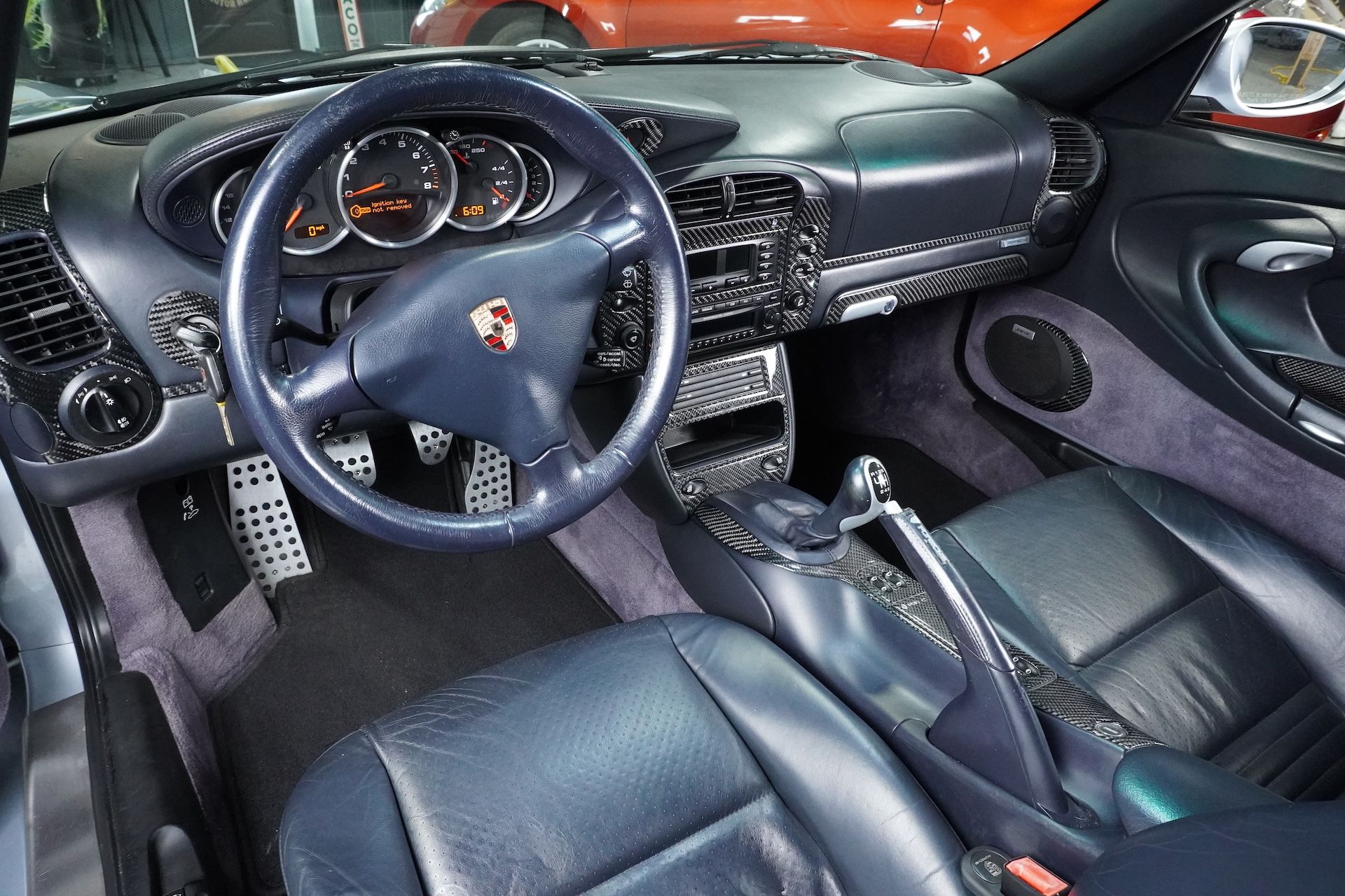 Used 2004 Porsche 911 Carrera 4S Cabriolet AWD/4WD image 33