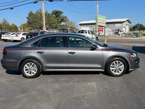 Used 2017 Volkswagen Passat 1.8T S image 14