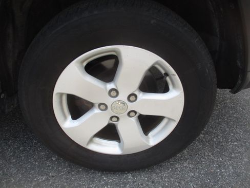 Used 2011 Jeep Grand Cherokee Laredo AWD/4WD image 20