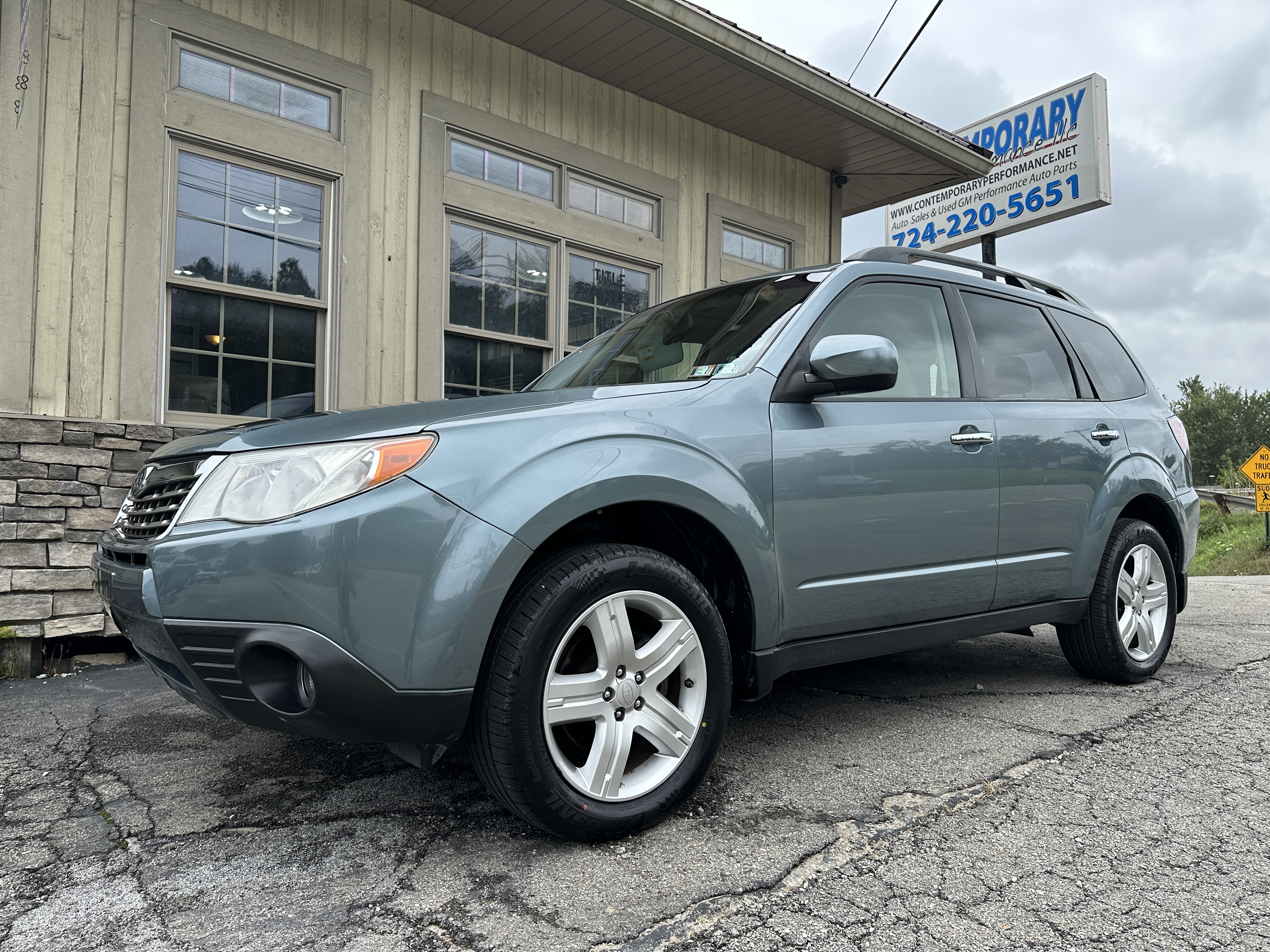 Used 2010 Subaru Forester 2.5X Limited AWD/4WD image 1