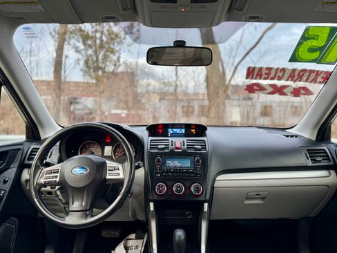 Used 2015 Subaru Forester 2.5i image 11