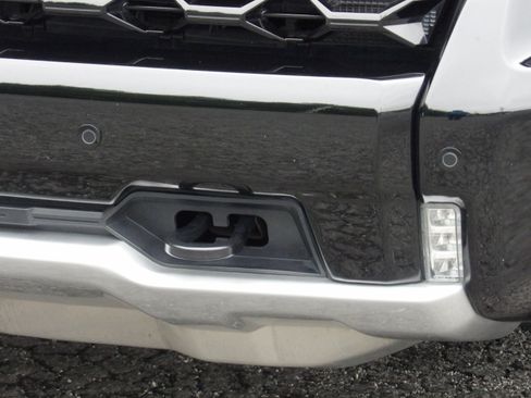 Used 2025 Chevrolet Silverado 1500 4x4 Crew Cab ZR2 image 13
