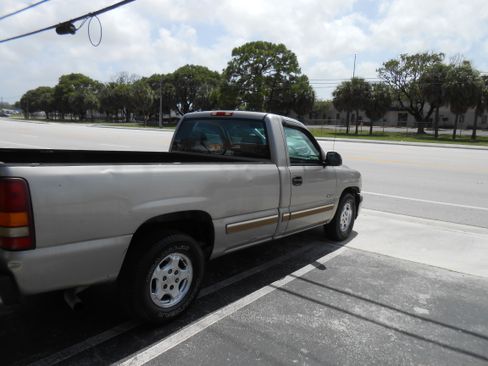 Used 2001 Chevrolet Silverado 1500 SLE image 6