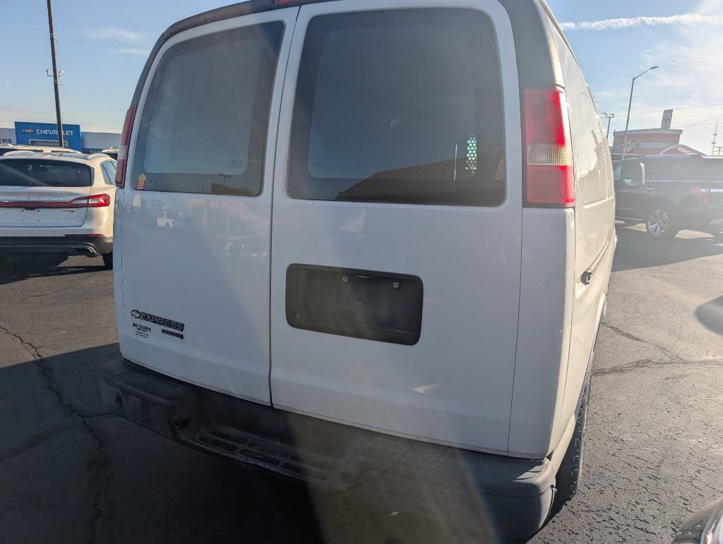 Used 2013 Chevrolet Express 2500 RWD image 5