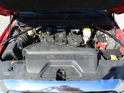 Used 2019 RAM 2500 Big Horn image 11
