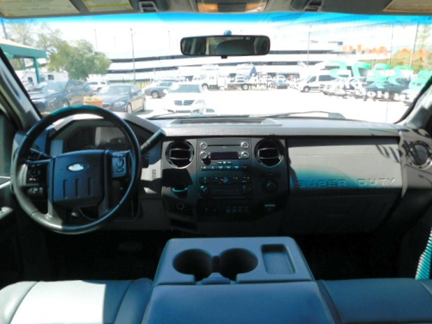 Used 2012 Ford F350 4x4 Crew Cab DRW Super Duty image 13