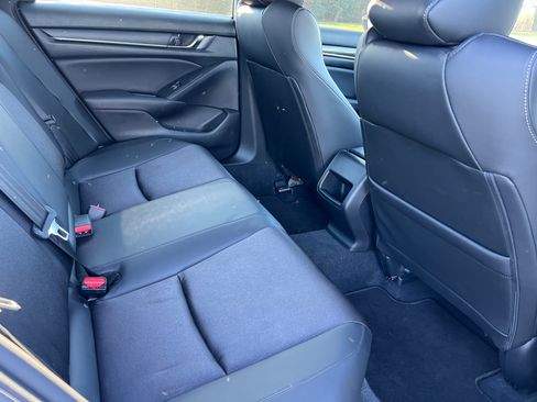 Used 2022 Honda Accord Hybrid Sport image 15