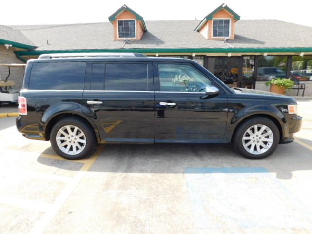 Used 2012 Ford Flex FWD SEL image 11