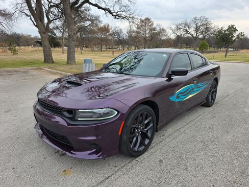 Used 2021 Dodge Charger GT image 3