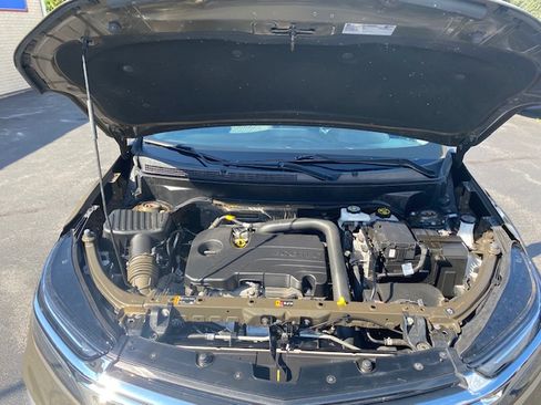 Used 2023 Chevrolet Equinox LT image 14