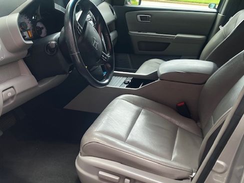 Used 2015 Honda Pilot FWD EX-L image 9