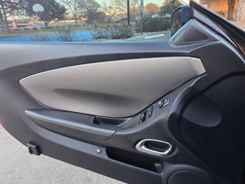 Used 2014 Chevrolet Camaro SS image 12