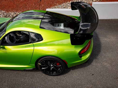 Used 2017 Dodge Viper GTC image 33