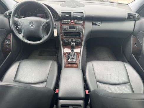 Used 2004 Mercedes-Benz C 240 Sedan image 20