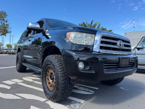 Used 2012 Toyota Sequoia Platinum image 10