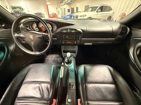 Used 2004 Porsche 911 Carrera 4S AWD/4WD image 25