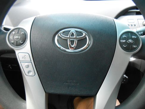 Used 2012 Toyota Prius Three image 15