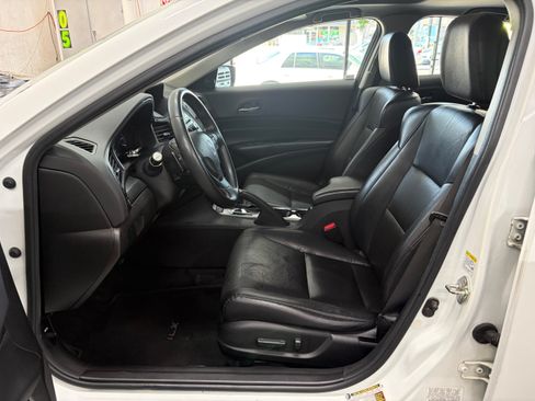 Used 2014 Acura ILX w/ Premium Package FWD image 11
