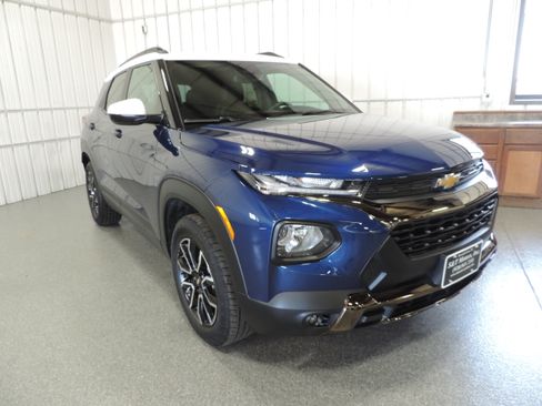 Used 2023 Chevrolet TrailBlazer AWD ACTIV image 10