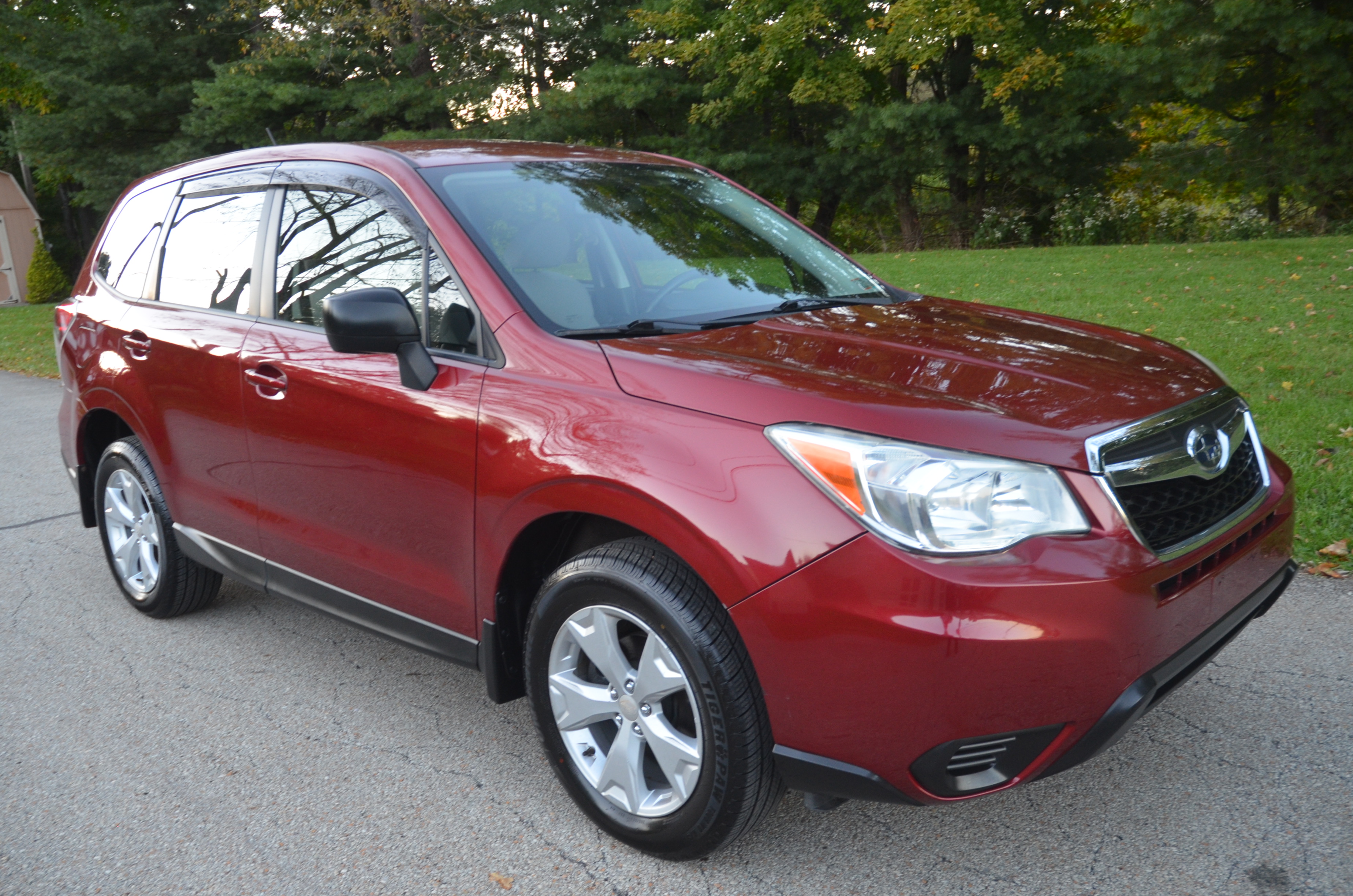 Used 2014 Subaru Forester 2.5i AWD/4WD image 7