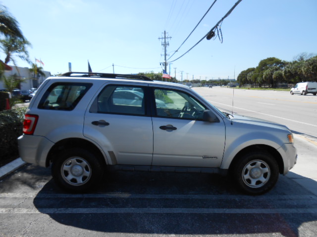 Used 2008 Ford Escape 2WD XLS image 6