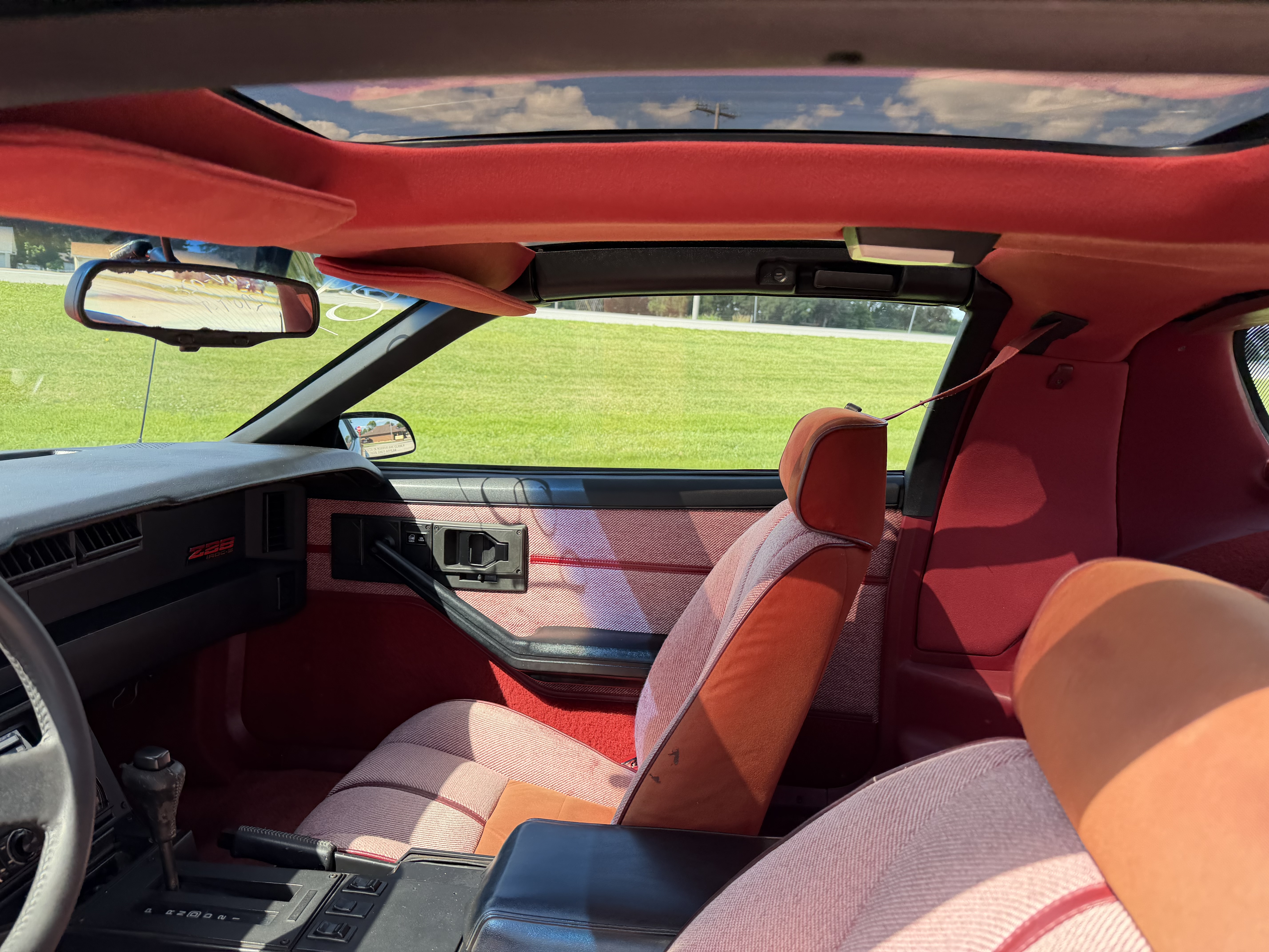 Used 1989 Chevrolet Camaro IROC-Z RWD image 16