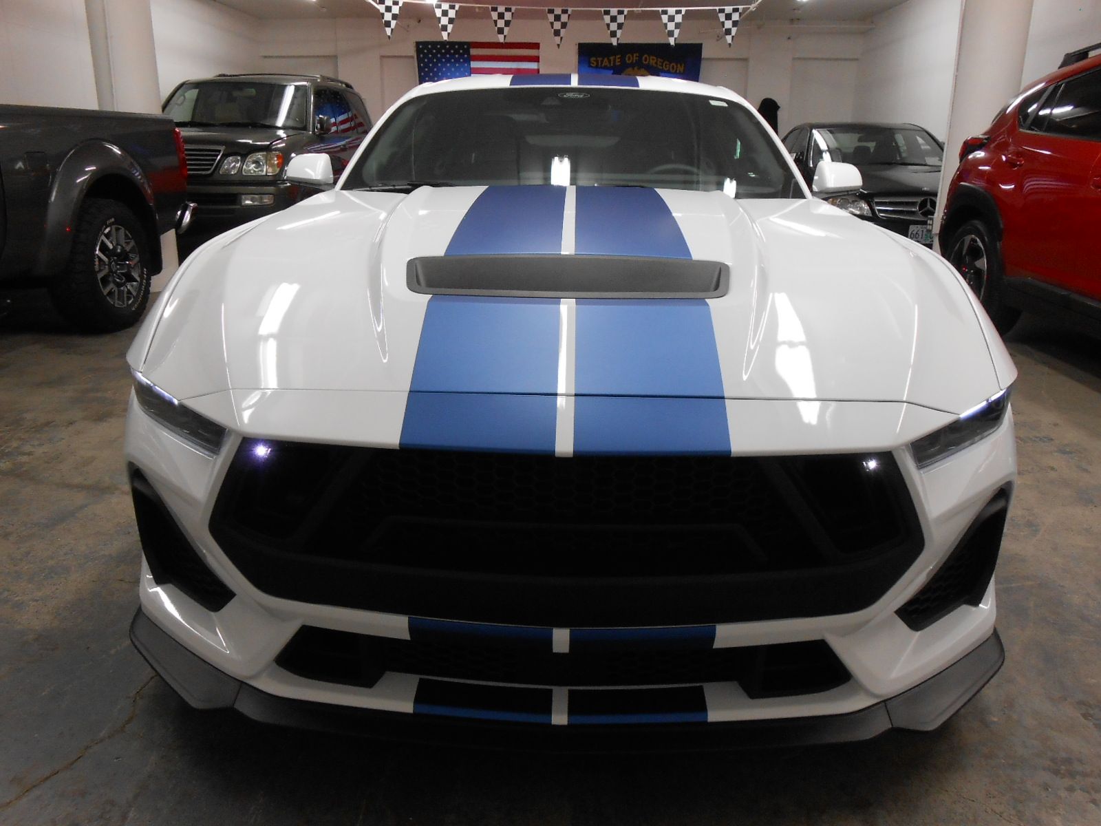 Used 2025 Ford Mustang Shelby GT350 RWD image 3