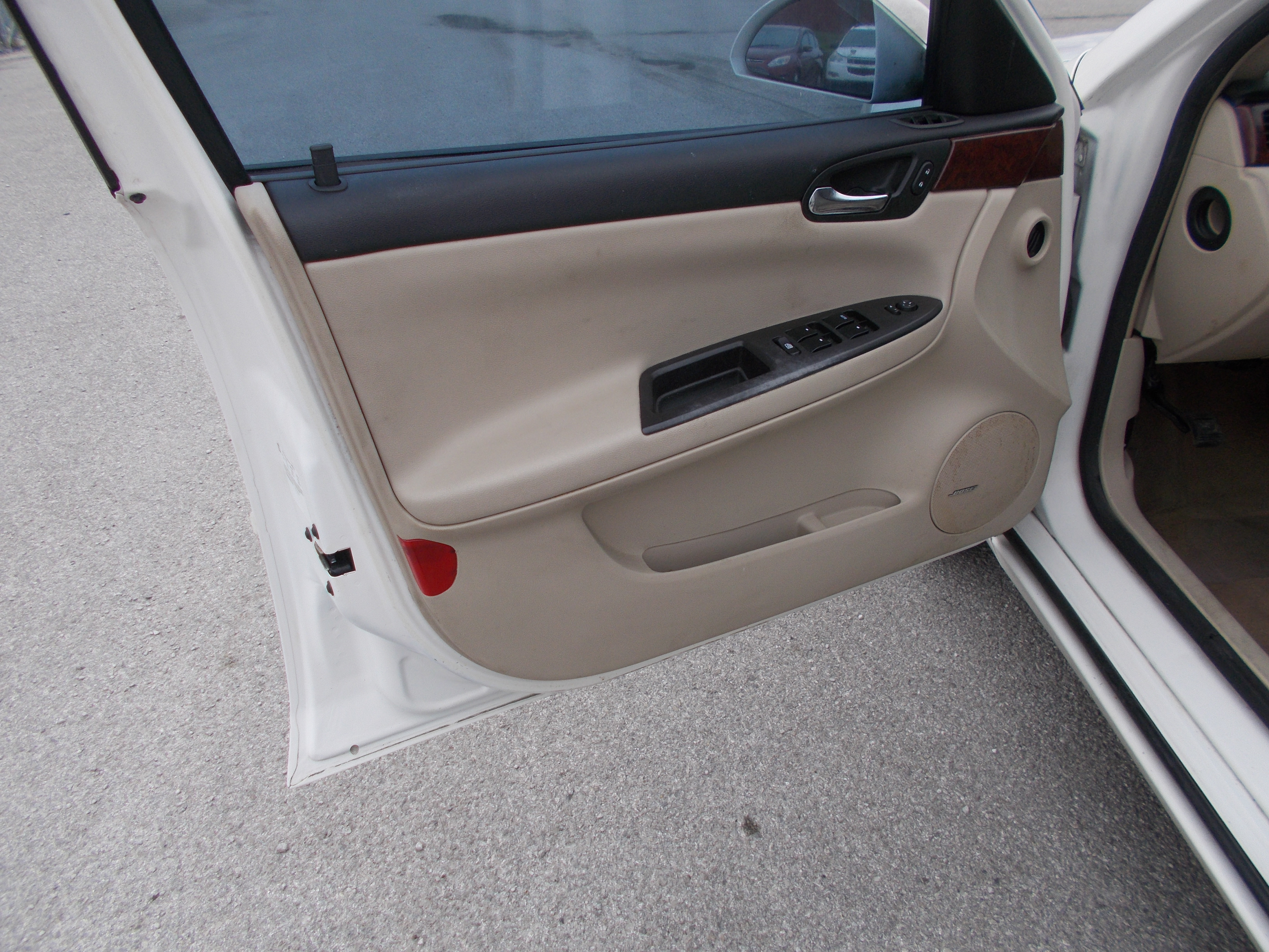 Used 2006 Chevrolet Impala SS FWD image 5