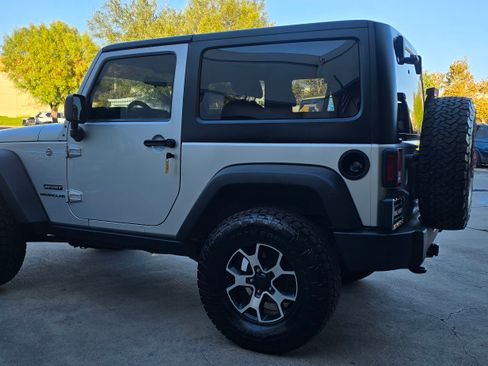 Used 2012 Jeep Wrangler Sport image 11